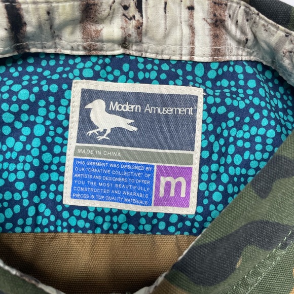 Modern Amusement Long Sleeve Men's Medium - Picture 3 of 10